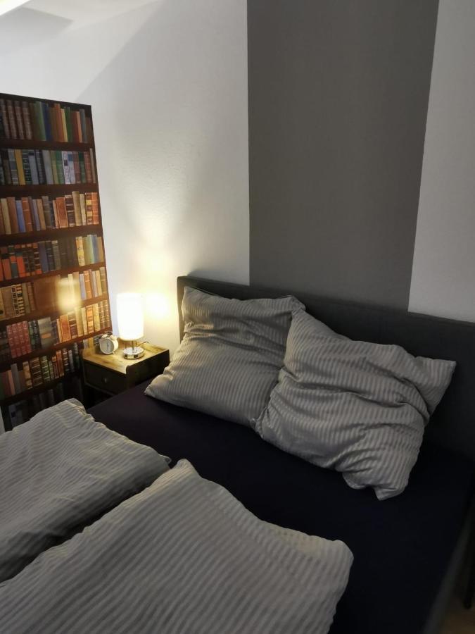 Frisch Sanierte Ferienwohnung 2 Min Vom Suedstrand - Balkon - Pay Tv ヴィルヘルムスハーフェン エクステリア 写真